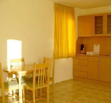 Apartamento Апартаменти-Рутбей-Равда Ravda